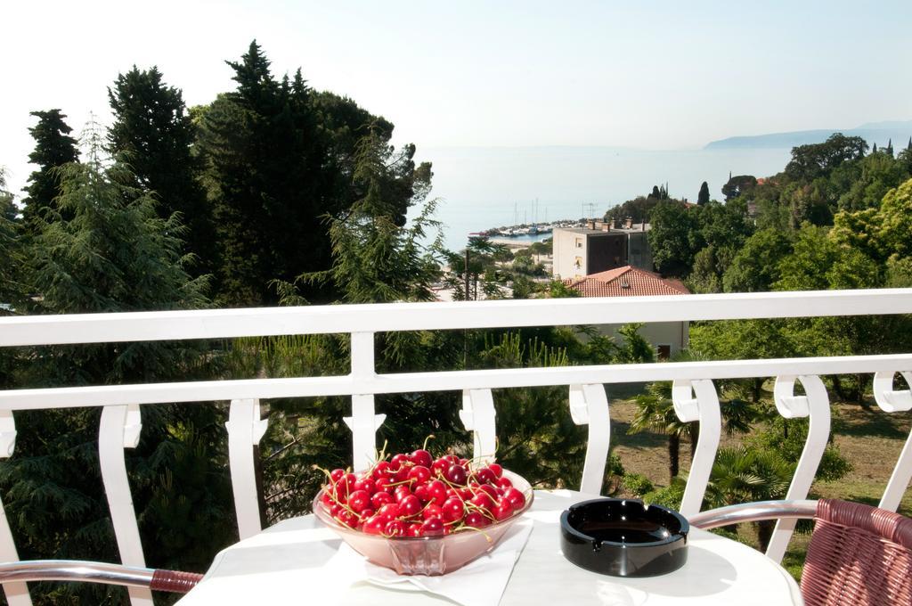 Bed & Breakfast Villa Klara Icici Room photo